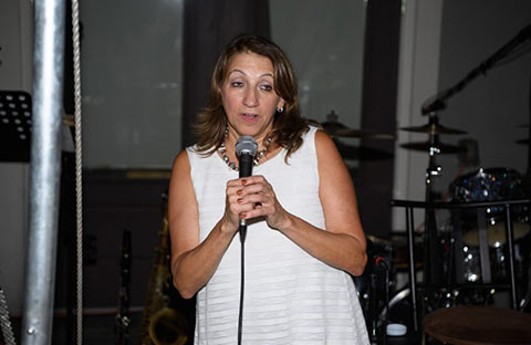 FAIRFIELD, NJ - SEPTEMBER 27: Founder of the Gloria Foundation, Karen Arakelian thanks attendees at the The Gloria Foundation's Taste of Italy 2017 on September 27, 2017 in Fairfield, New Jersey. (Photo by Dave Kotinsky/Getty Images for The Gloria Foundation)