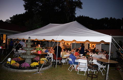 FAIRFIELD, NJ - SEPTEMBER 27: Atmosphere at The Gloria Foundation's Taste of Italy 2017 on September 27, 2017 in Fairfield, New Jersey. (Photo by Dave Kotinsky/Getty Images for The Gloria Foundation)